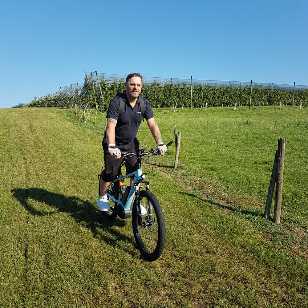 Sur la route pour l'eurobike, notre hotel à quelques kms du salon, nous y sommes allés en vélo bien évidemment, et nous avons coupé à travers champs.